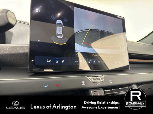 Certified 2026 Lexus ES 350e w/ Convenience Package FWD image 8