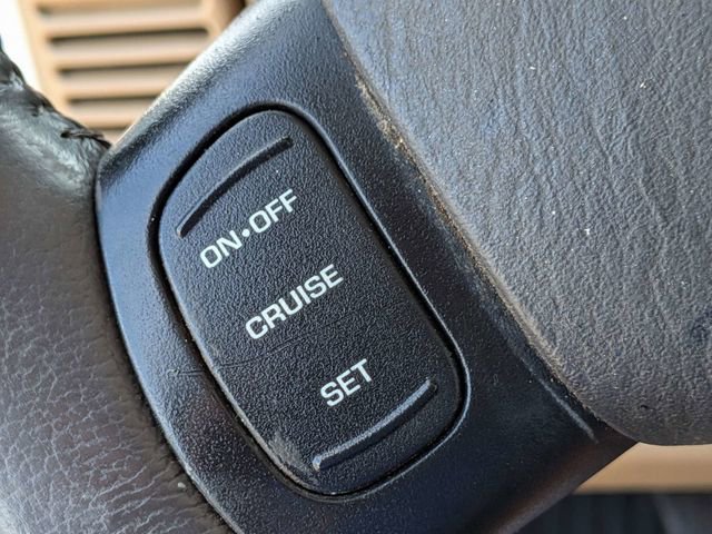 Used 2000 Jeep Wrangler Sahara AWD/4WD image 20