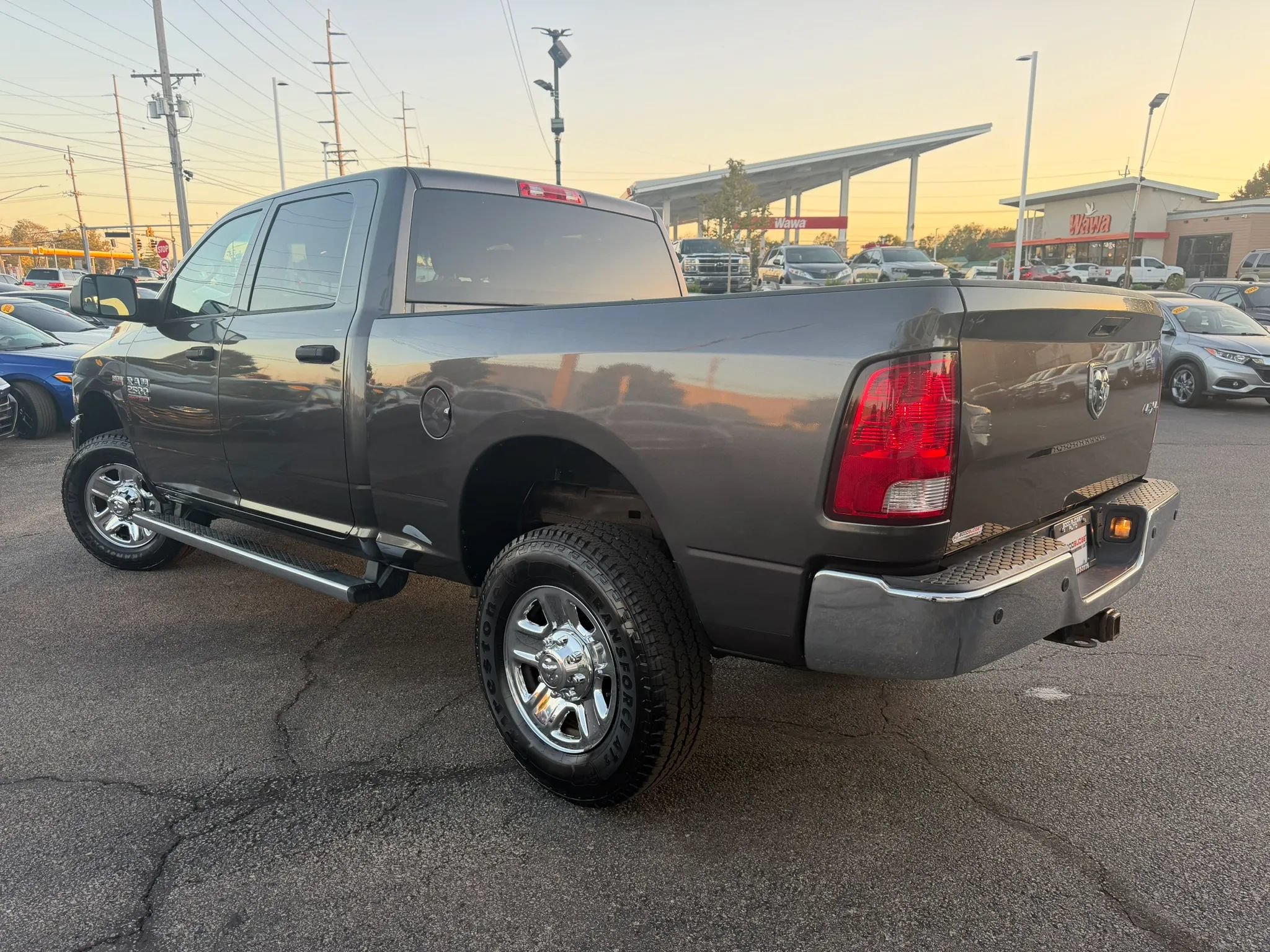 Used 2016 RAM 2500 Tradesman w/ Chrome Appearance Group AWD/4WD image 10
