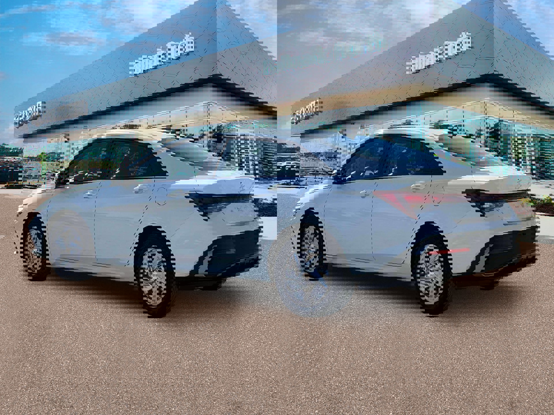 New 2025 Hyundai Elantra SE w/ Cargo Package image 4