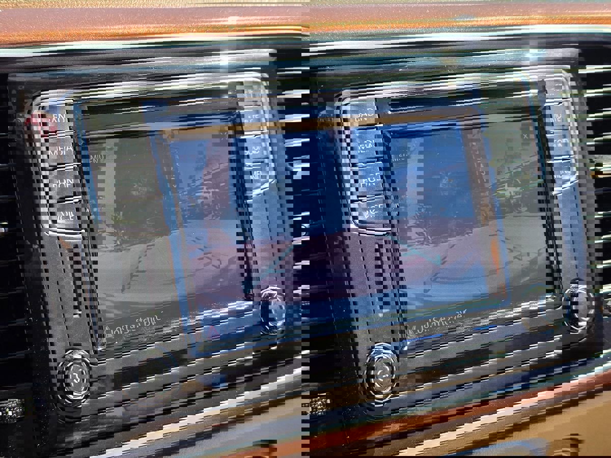 Used 2017 Volkswagen Beetle 1.8T SE FWD image 32