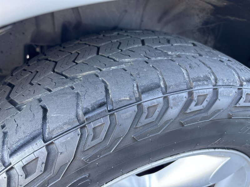 Used 2012 RAM 1500 Classic SLT RWD image 22