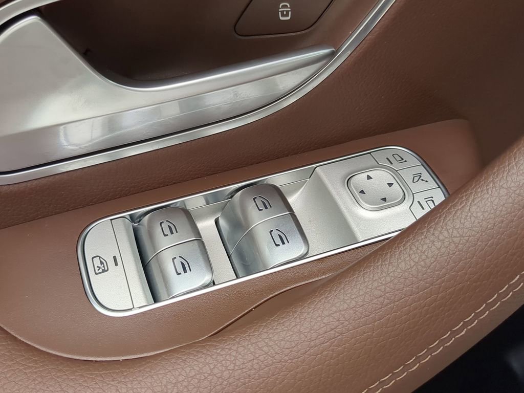 Used 2024 Mercedes-Benz GLE 350 4MATIC image 8