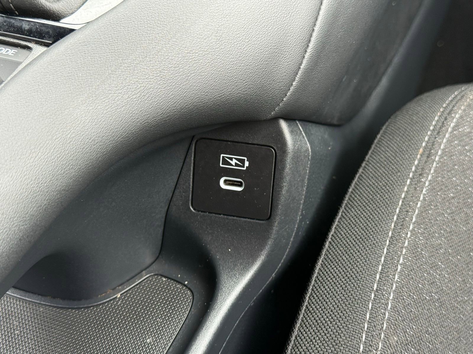 Used 2024 Honda HR-V LX image 25