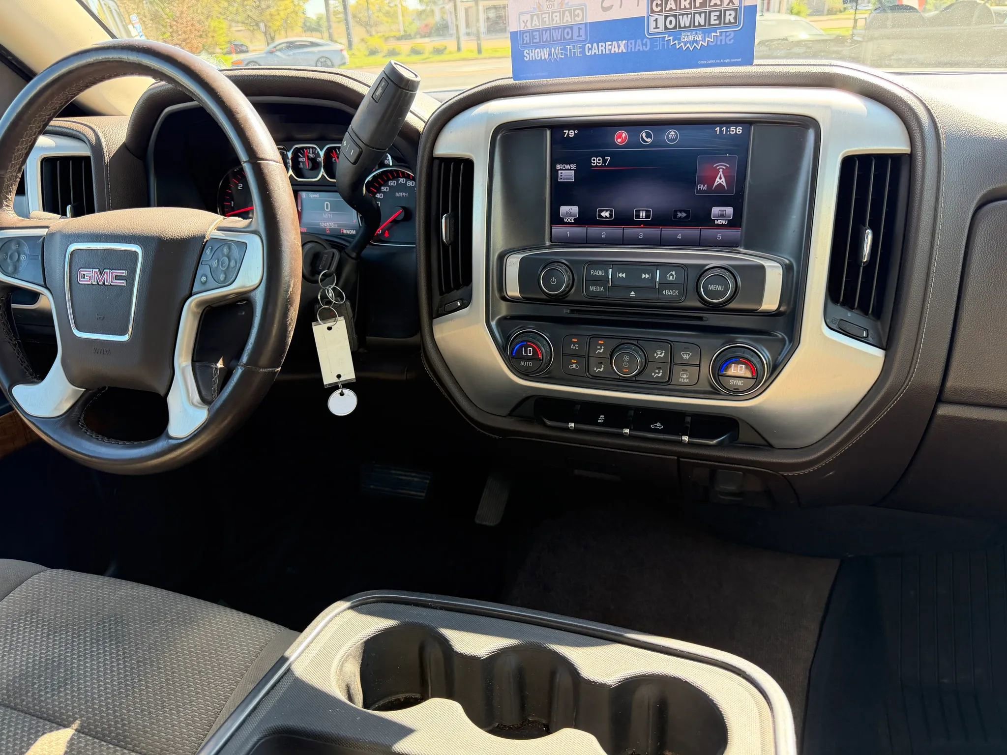Used 2015 GMC Sierra 1500 SLE w/ SLE Value Package RWD image 10
