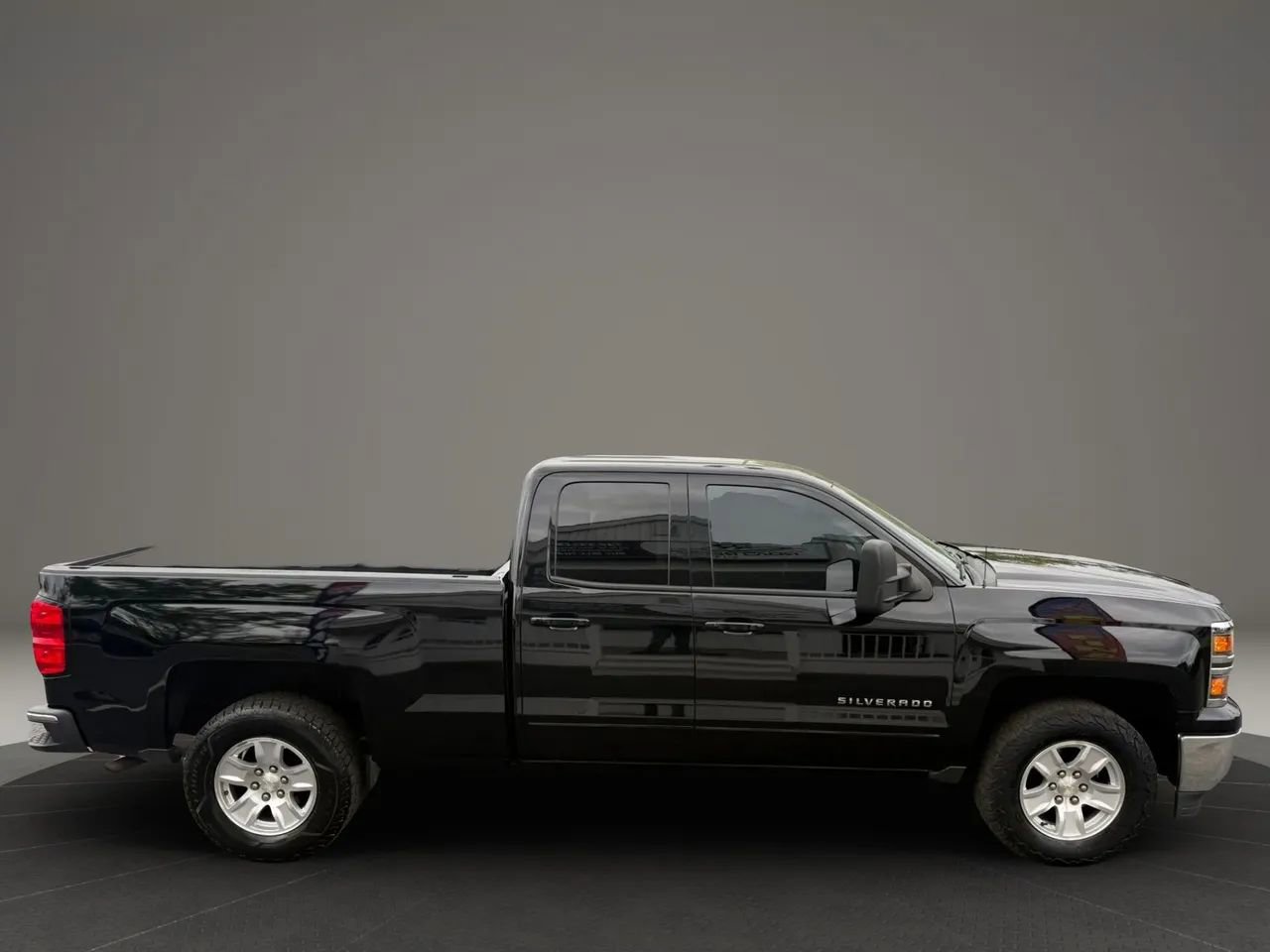 Used 2015 Chevrolet Silverado 1500 LT w/ All Star Edition AWD/4WD image 6