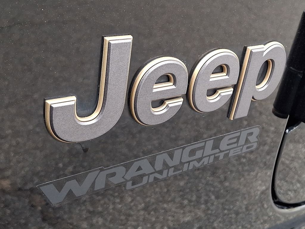 Used 2021 Jeep Wrangler Unlimited Rubicon w/ Trailer Tow Package AWD/4WD image 29