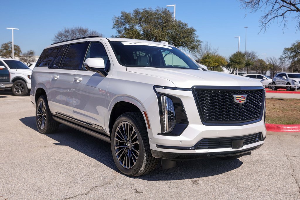 Certified 2025 Cadillac Escalade ESV Sport Platinum image 6