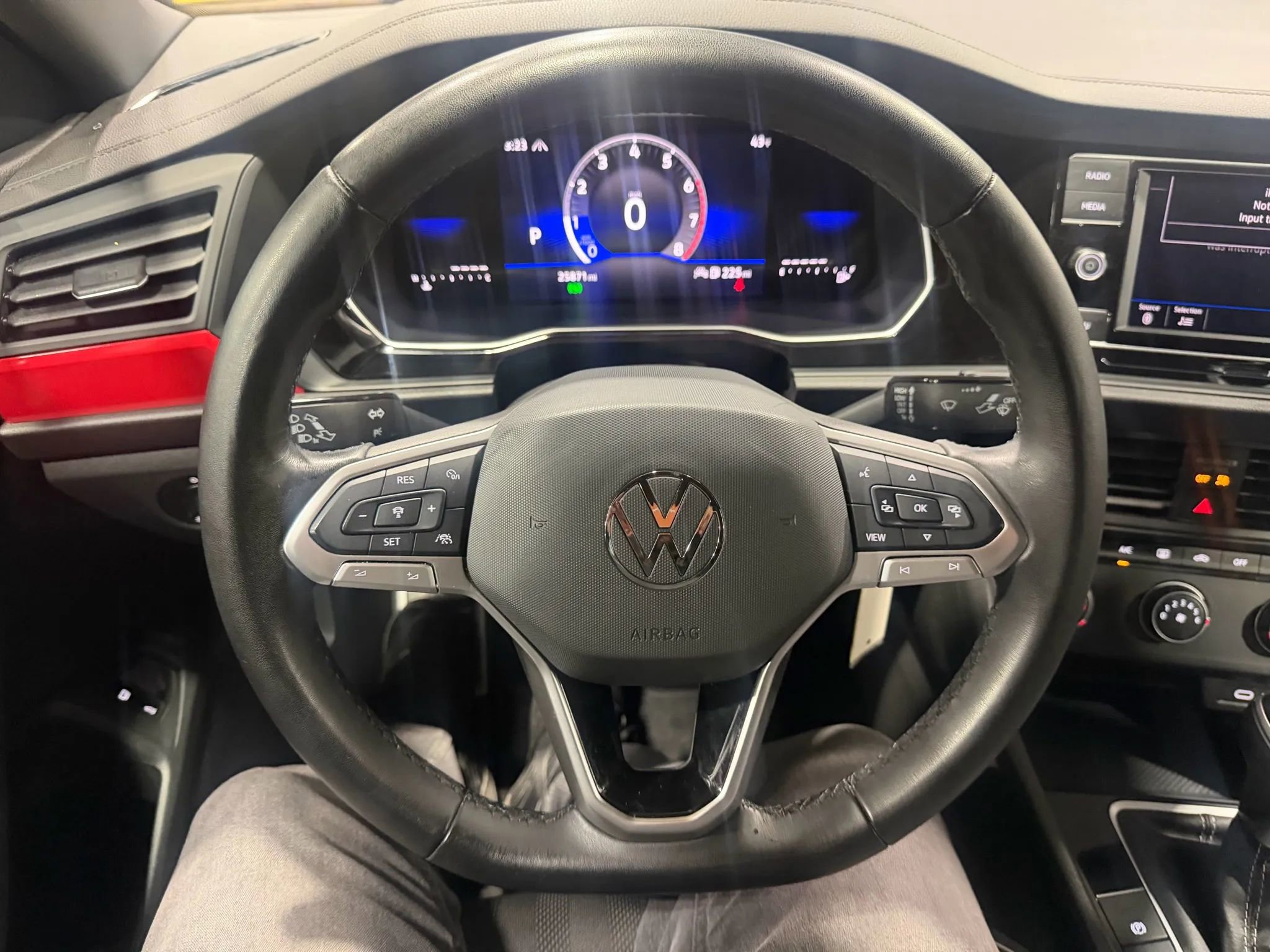 Used 2024 Volkswagen Jetta Sport image 12