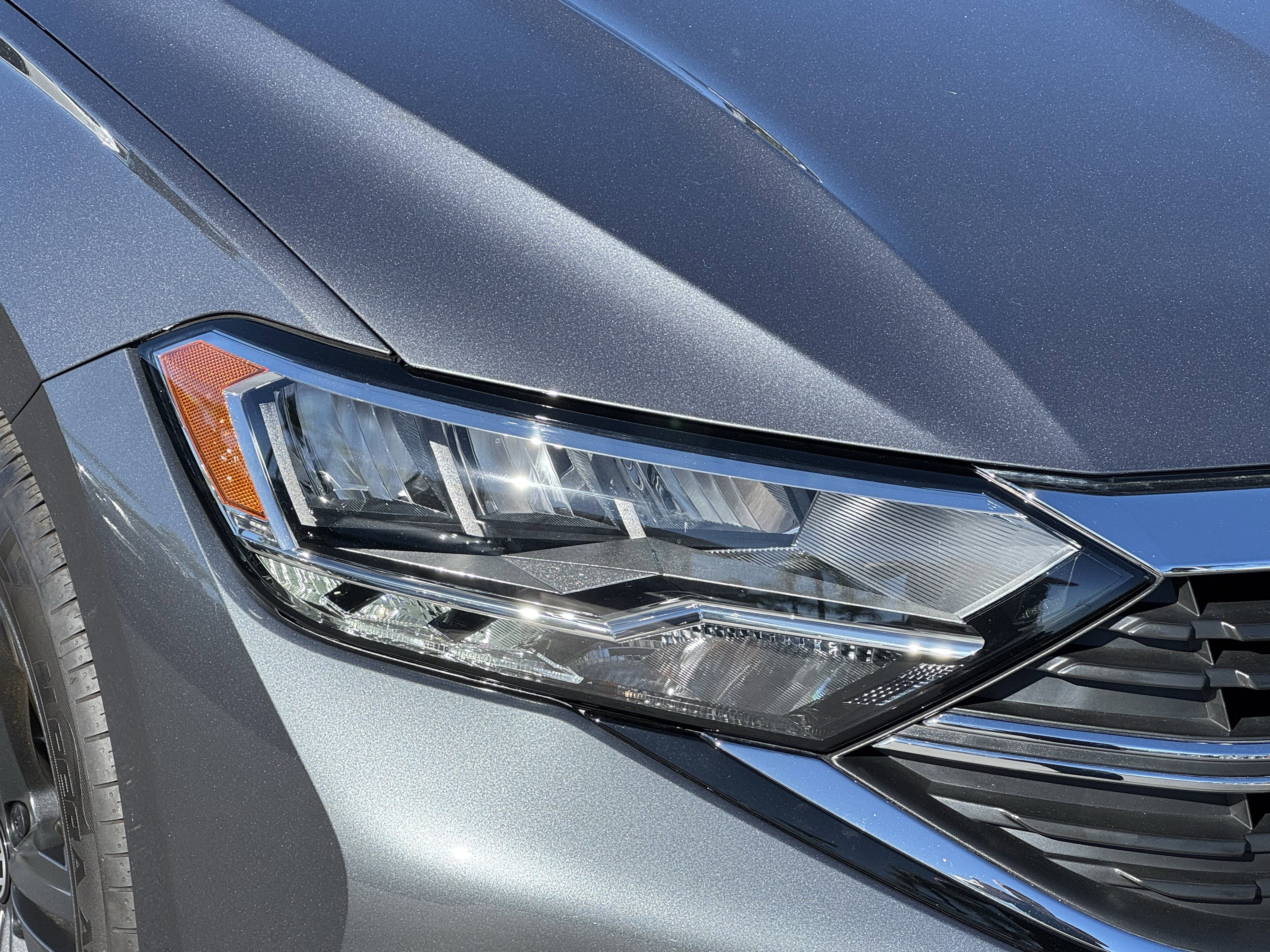 Certified 2024 Volkswagen Jetta SE image 6