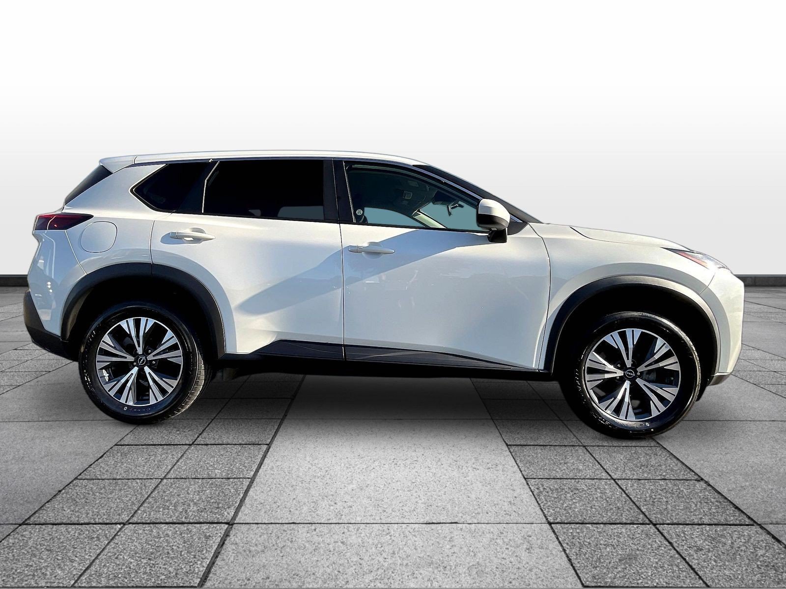 Certified 2023 Nissan Rogue SV AWD/4WD image 4