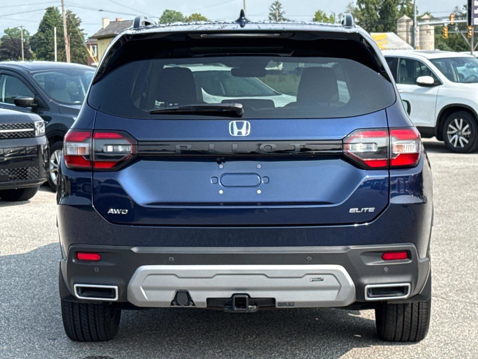 Used 2025 Honda Pilot Elite image 25