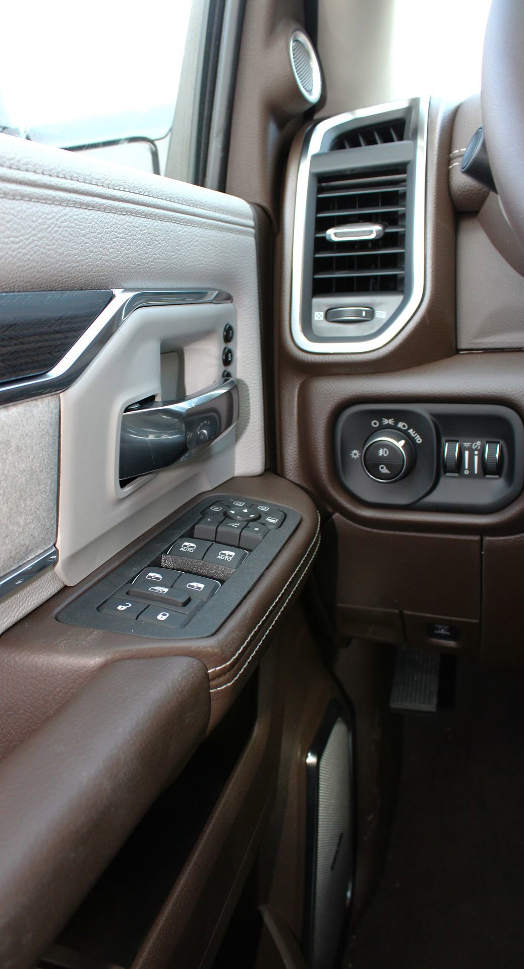 New 2026 RAM 2500 Laramie image 13