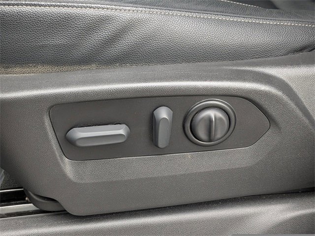 Used 2021 Chevrolet Silverado 1500 LT Trail Boss image 23