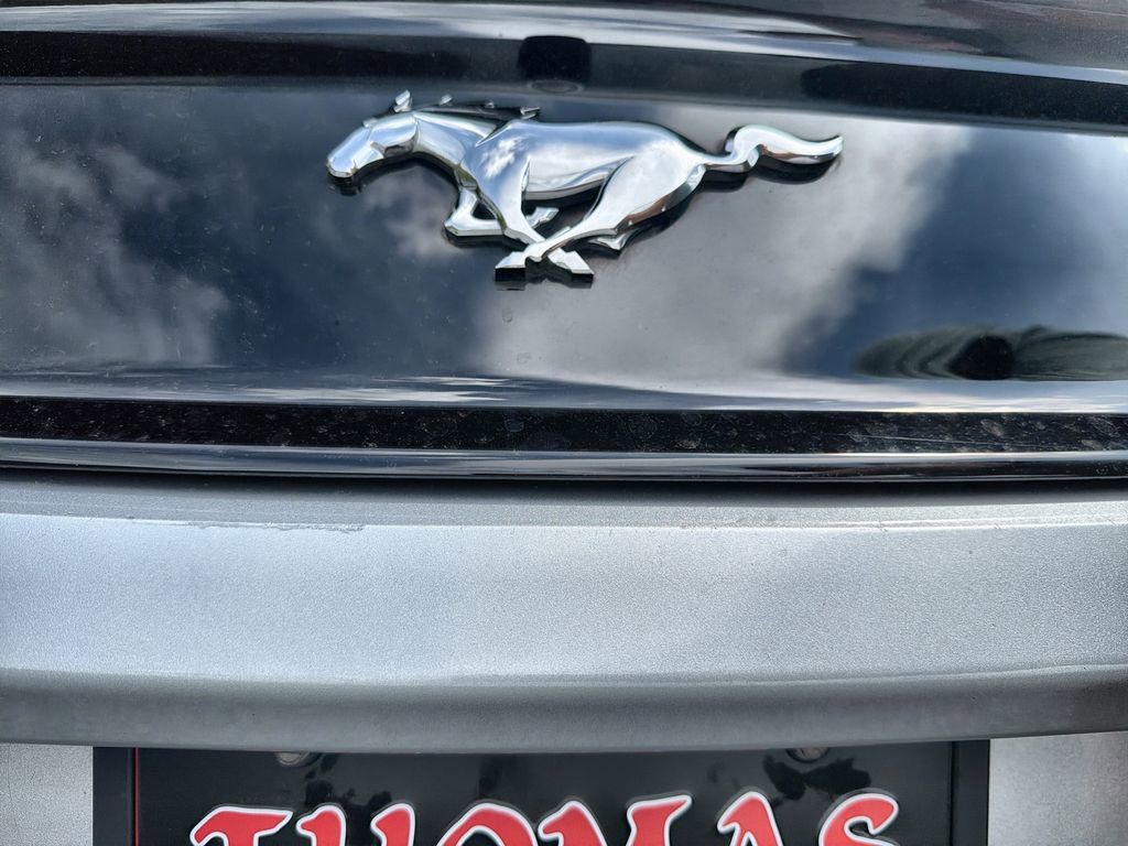Used 2017 Ford Mustang Premium RWD image 35