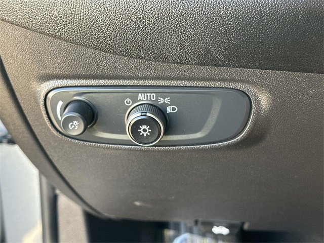 Used 2024 Chevrolet Equinox LT image 16