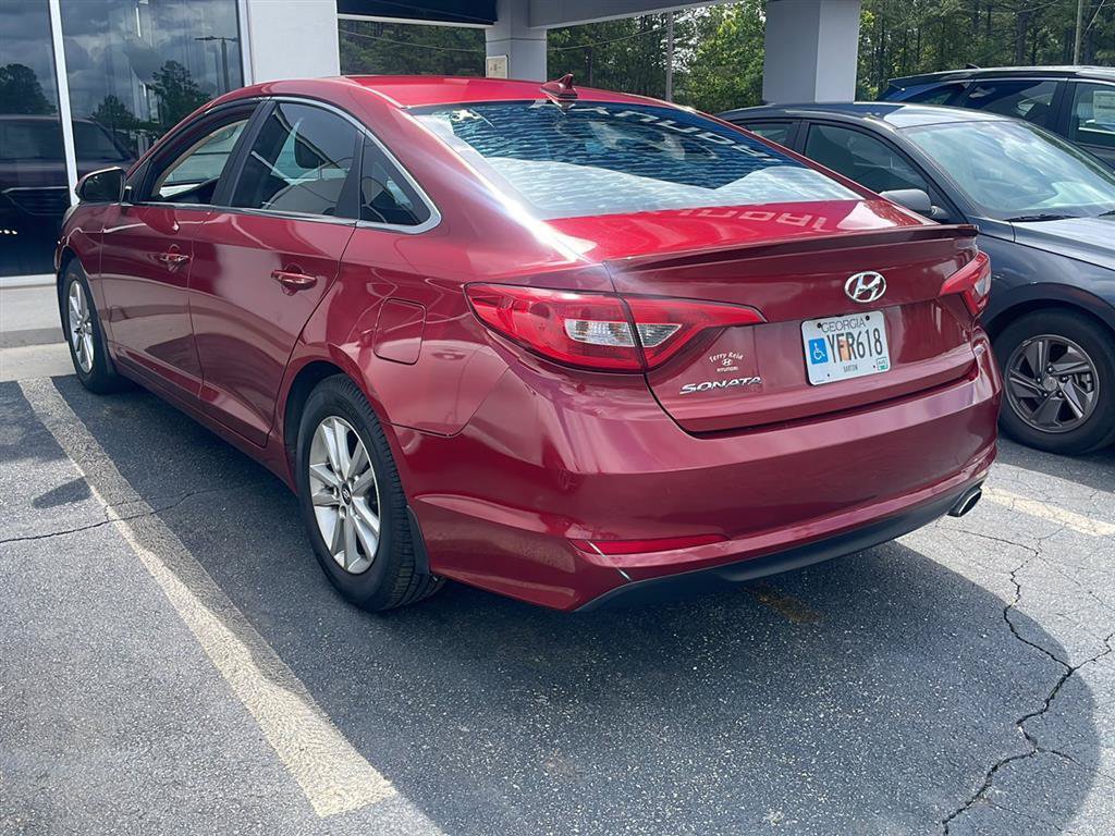 Used 2015 Hyundai Sonata SE w/ Option Group 02 FWD image 6