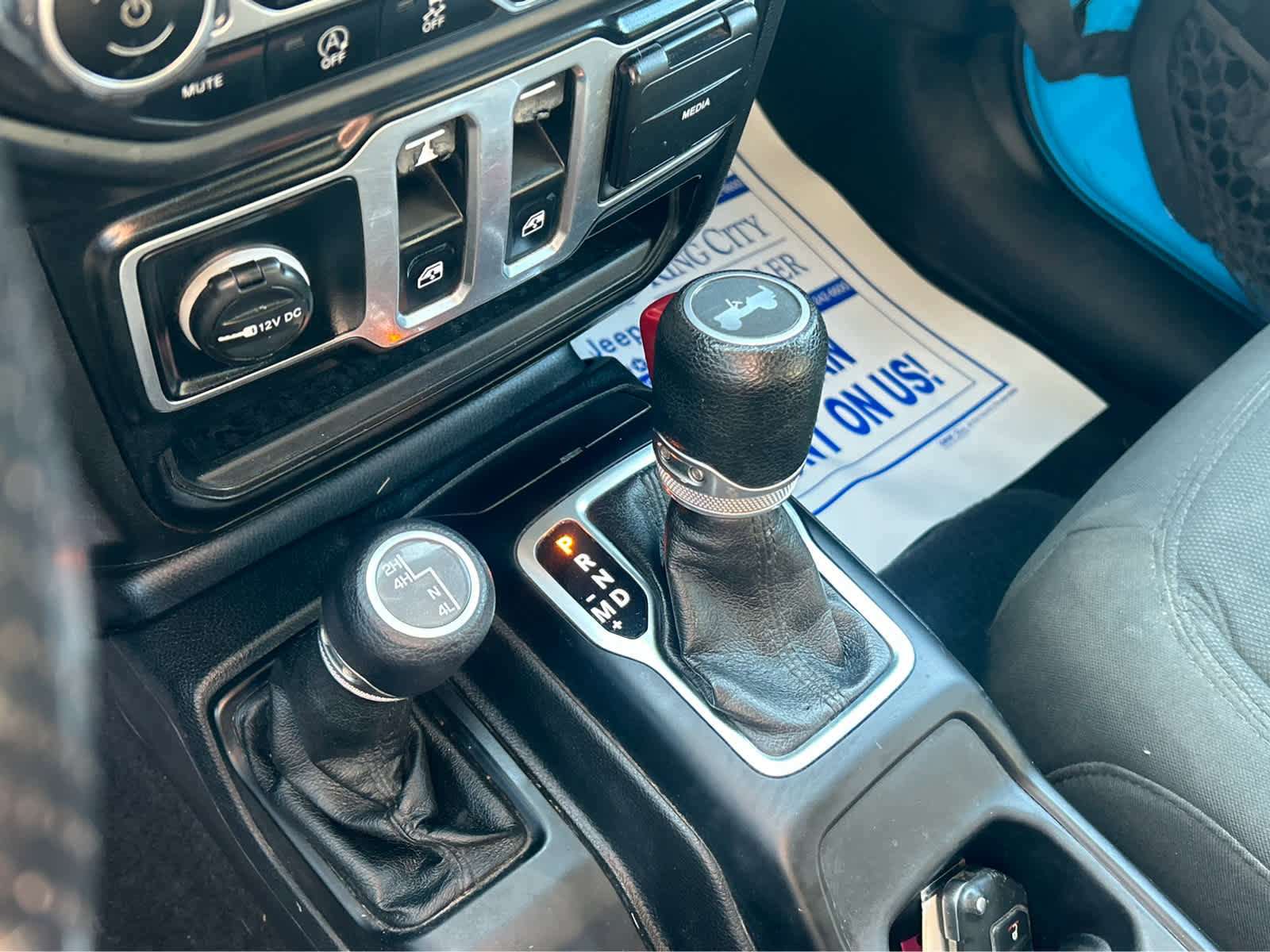 Used 2021 Jeep Wrangler Sport S image 34