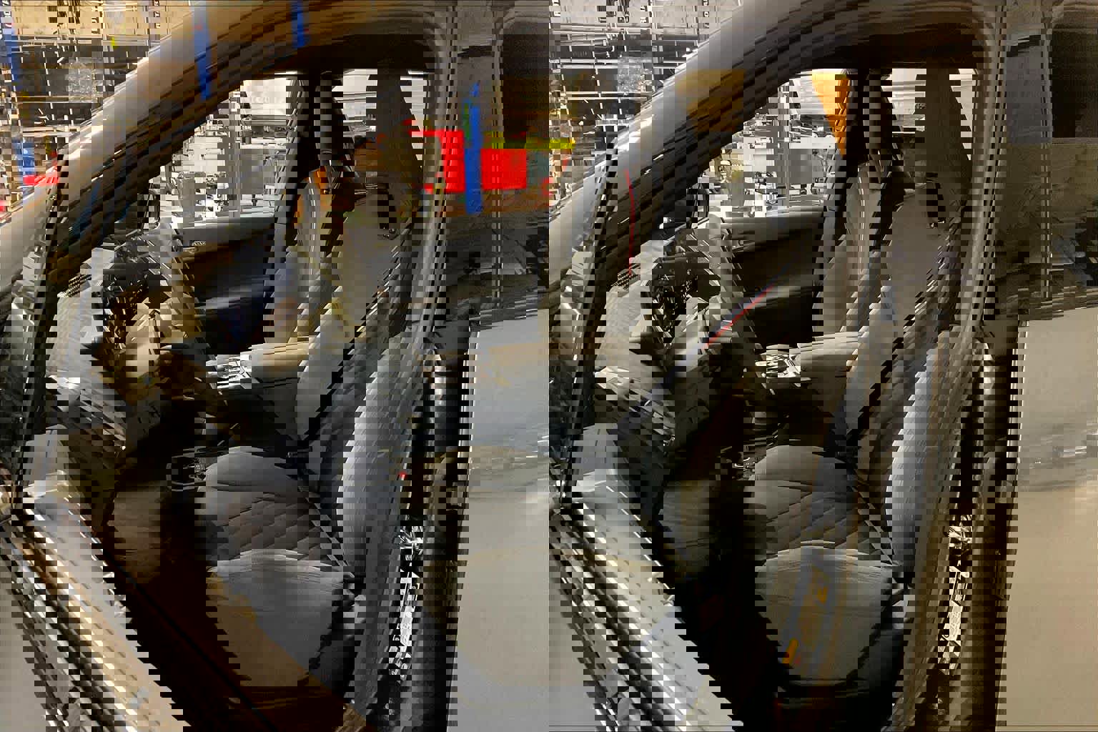 New 2026 BMW iX xDrive45 w/ M Sport Package image 9