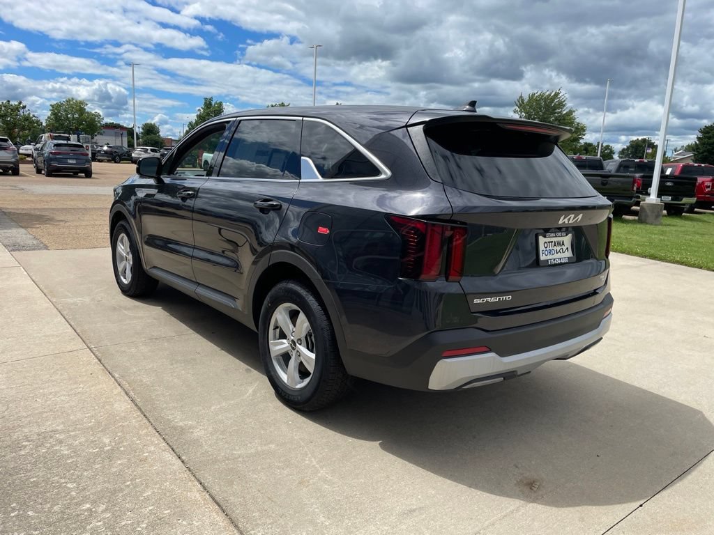 New 2026 Kia Sorento LX FWD image 7