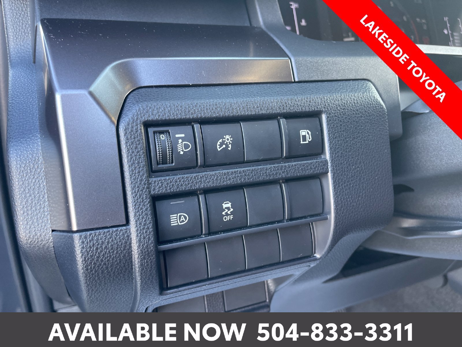 Certified 2025 Toyota 4Runner SR5 AWD/4WD image 26
