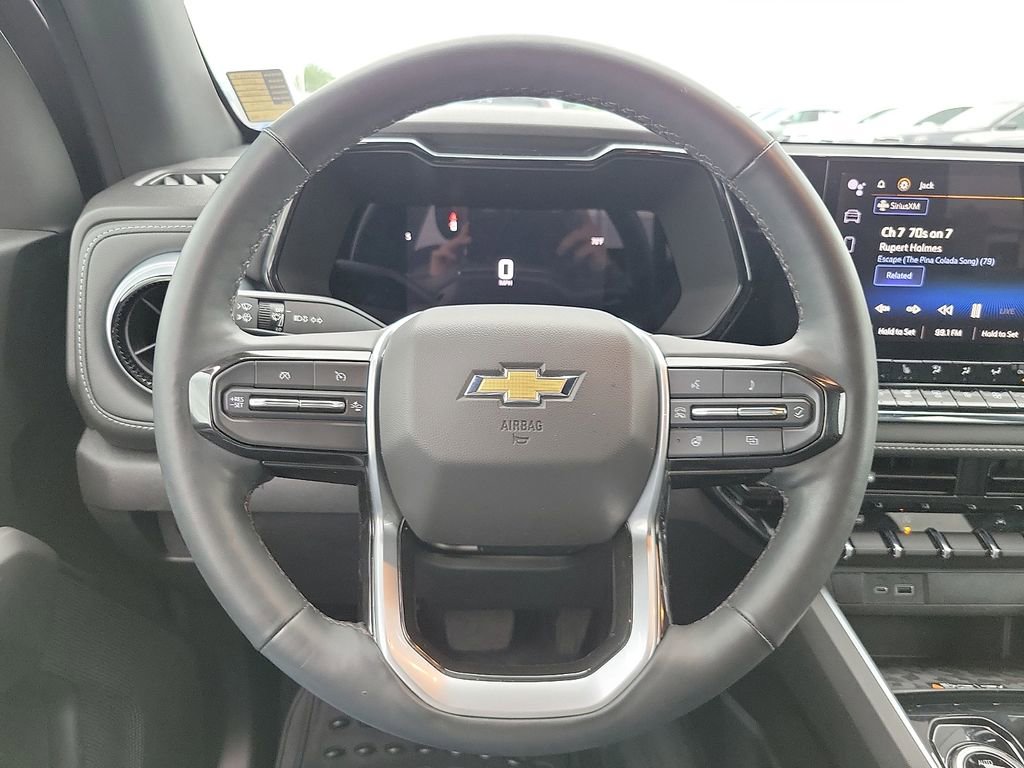 Used 2023 Chevrolet Colorado LT w/ LT Convenience Package III AWD/4WD image 19