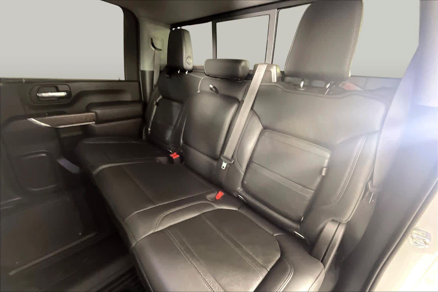 Used 2023 GMC Sierra 2500 Denali w/ Denali Ultimate Package AWD/4WD image 18