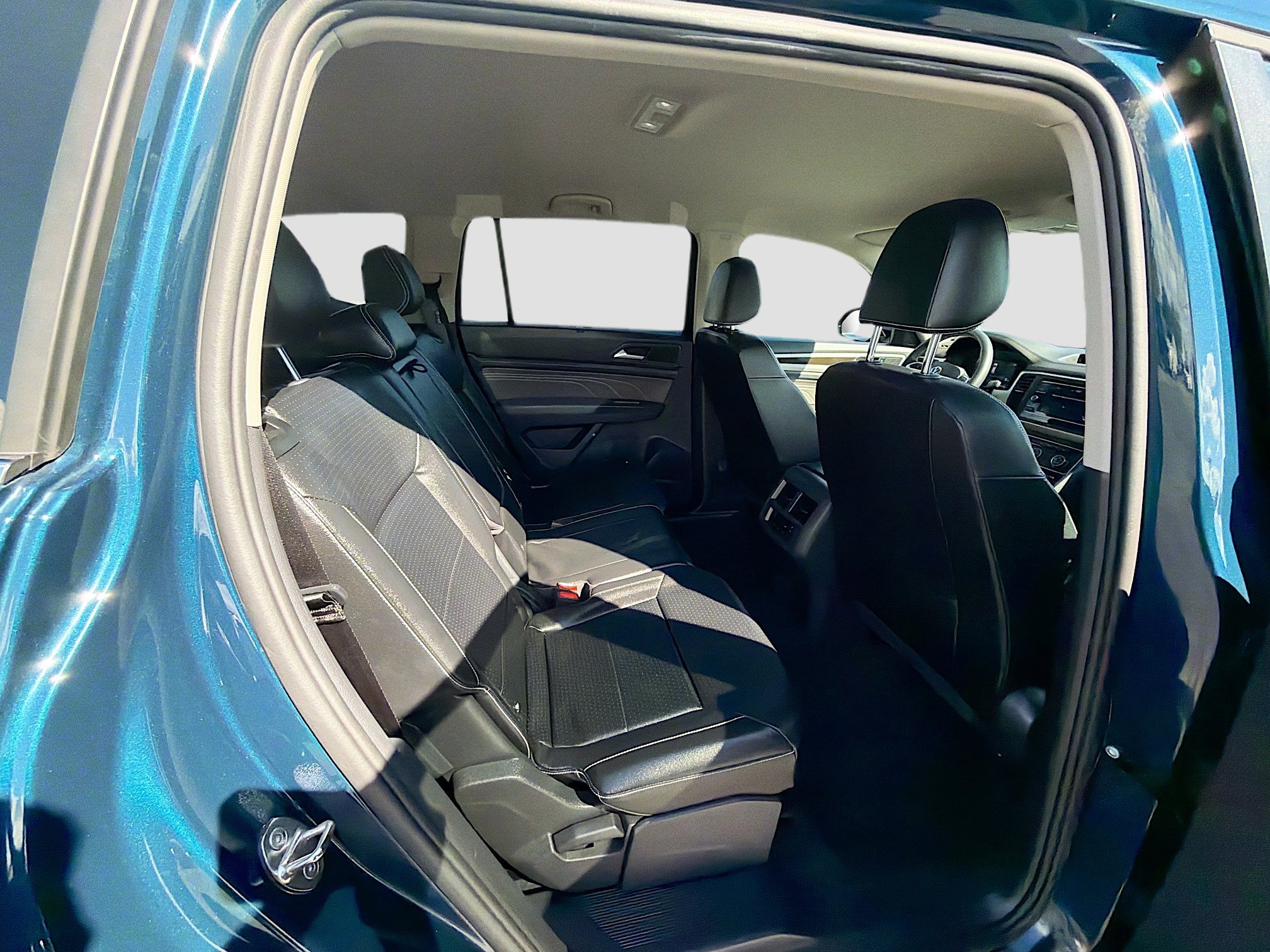 Used 2022 Volkswagen Atlas SE image 28