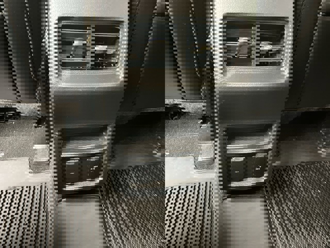 Used 2019 Ford Edge SEL w/ Equipment Group 201A image 13