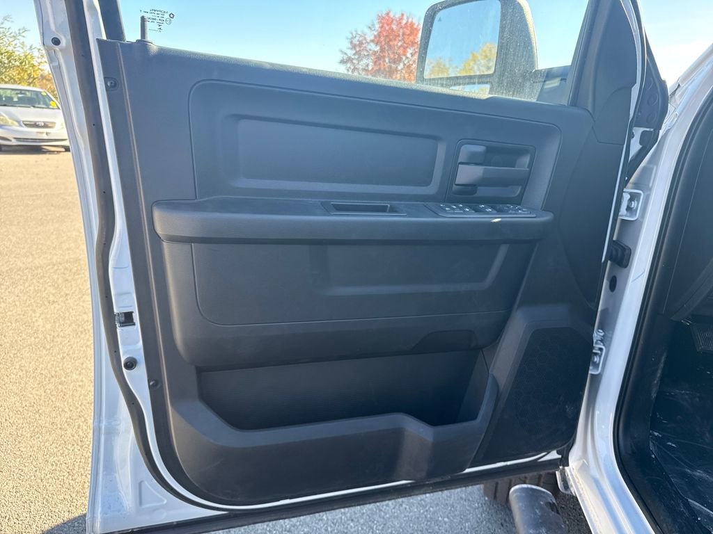 New 2026 RAM 3500 Tradesman image 10