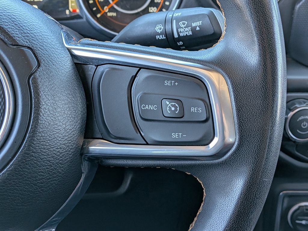 Used 2023 Jeep Gladiator Overland AWD/4WD image 25
