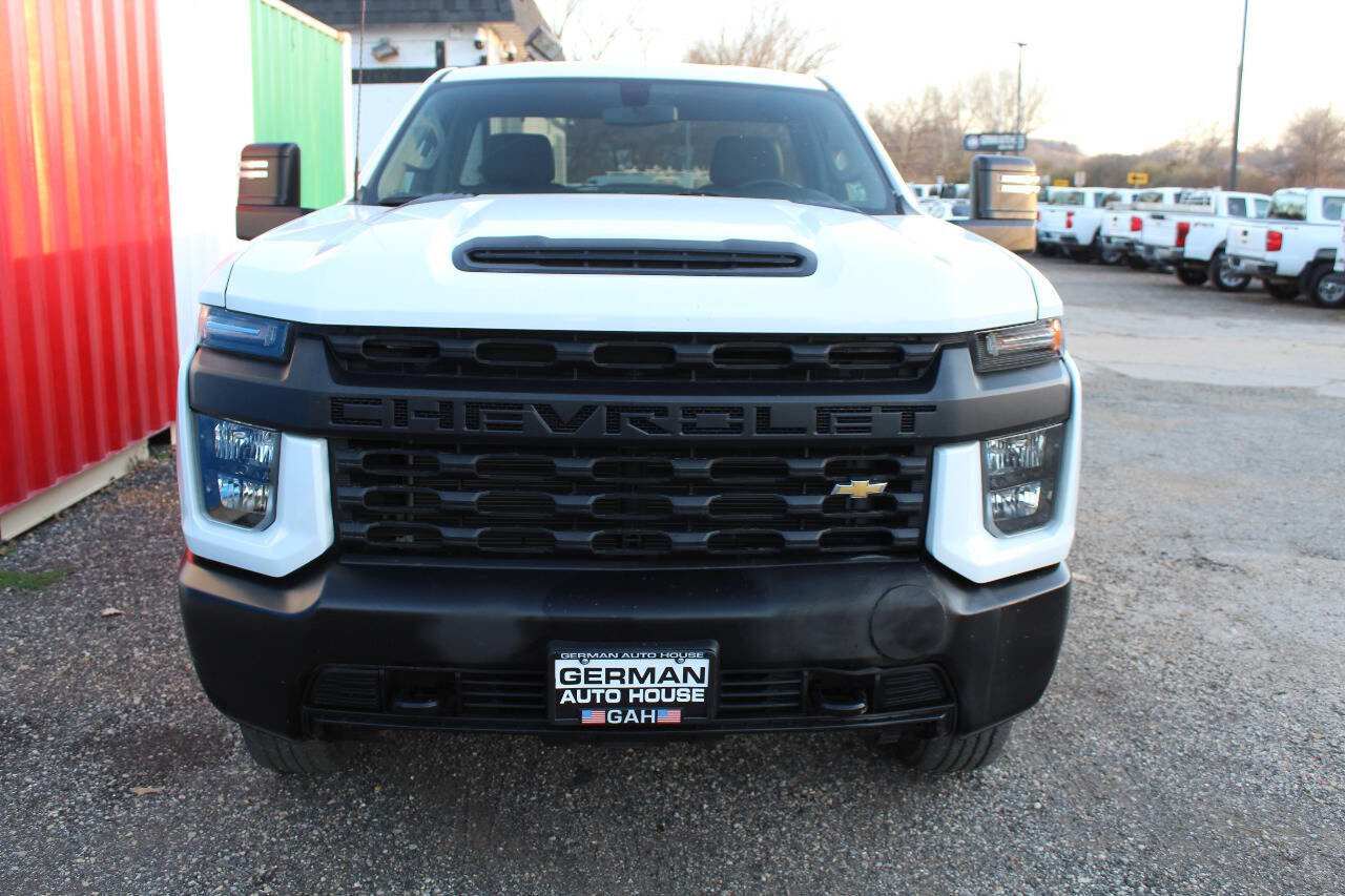 Used 2021 Chevrolet Silverado 2500 W/T w/ WT Convenience Package image 3