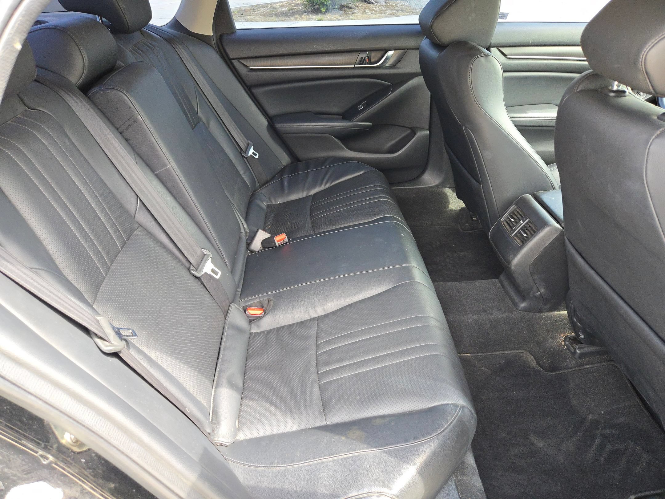 Used 2018 Honda Accord EX-L image 26