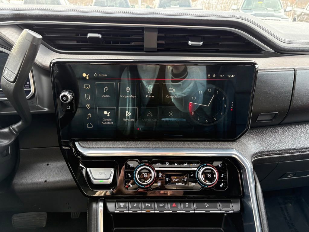 Used 2024 GMC Sierra 3500 Denali w/ Denali Reserve Package image 27