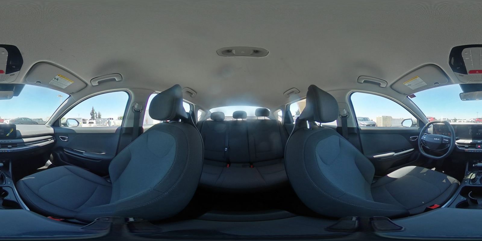 Used 2025 Kia K4 FWD image 41
