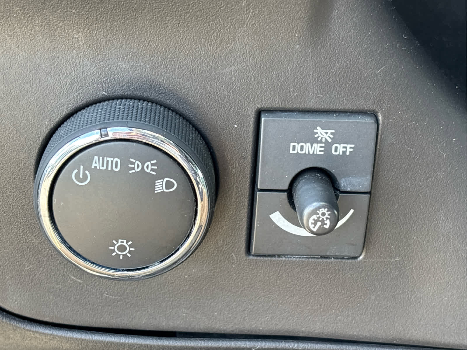 Used 2021 Chevrolet Express 3500 w/ Driver Convenience Package image 20