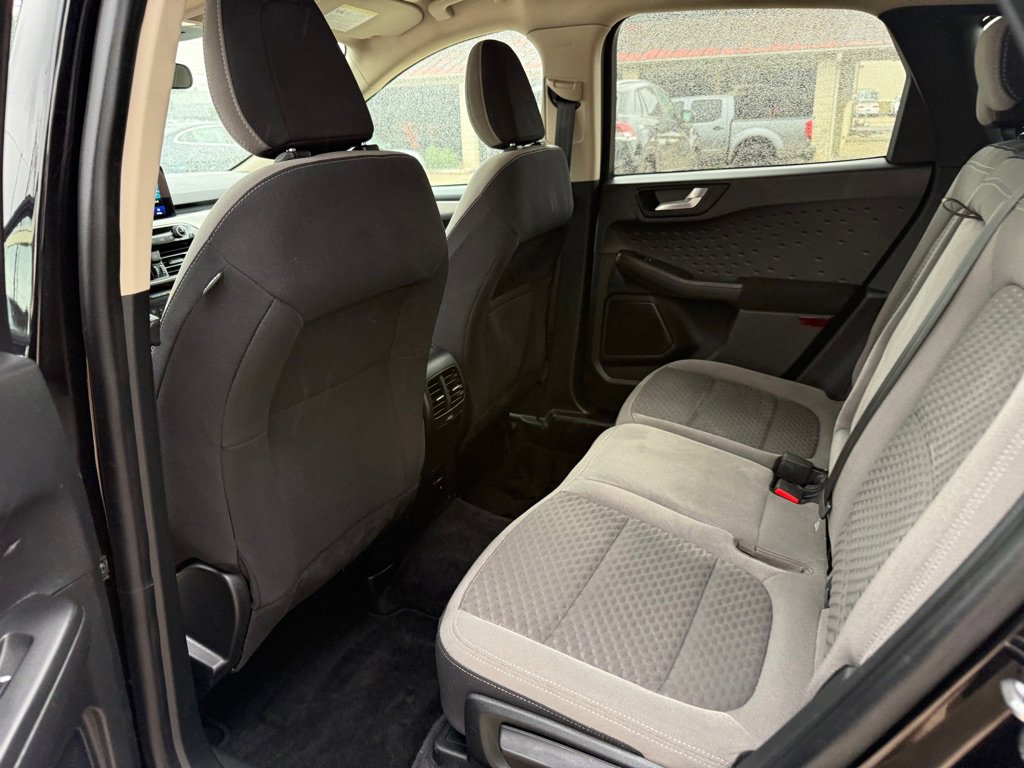 Used 2020 Ford Escape SE FWD image 12
