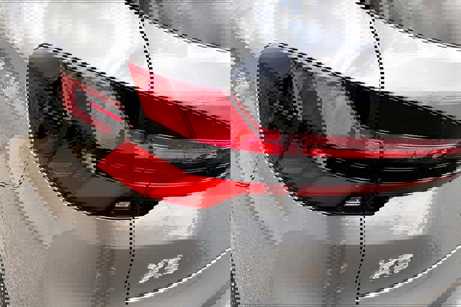 Used 2024 BMW X5 sDrive40i w/ M Sport Package image 29