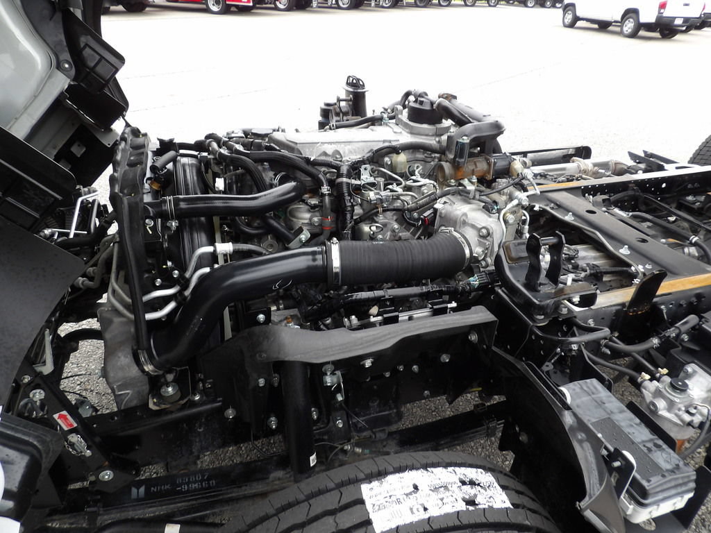 Used 2024 Chevrolet Low Cab Forward 5500HD RWD image 45
