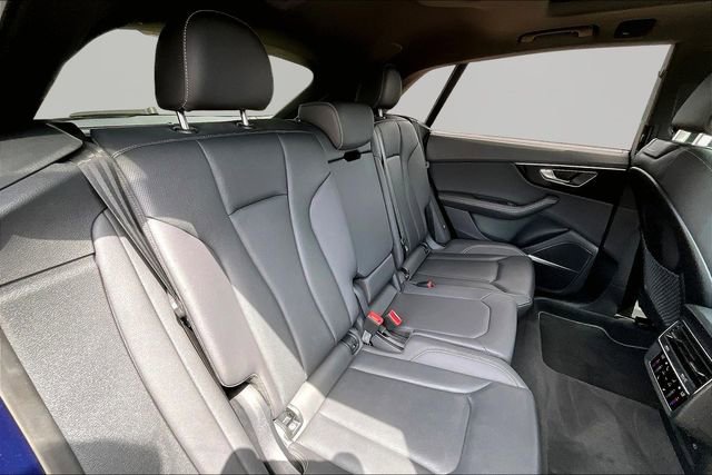 Used 2023 Audi Q8 Premium Plus w/ Premium Plus Package AWD/4WD image 29