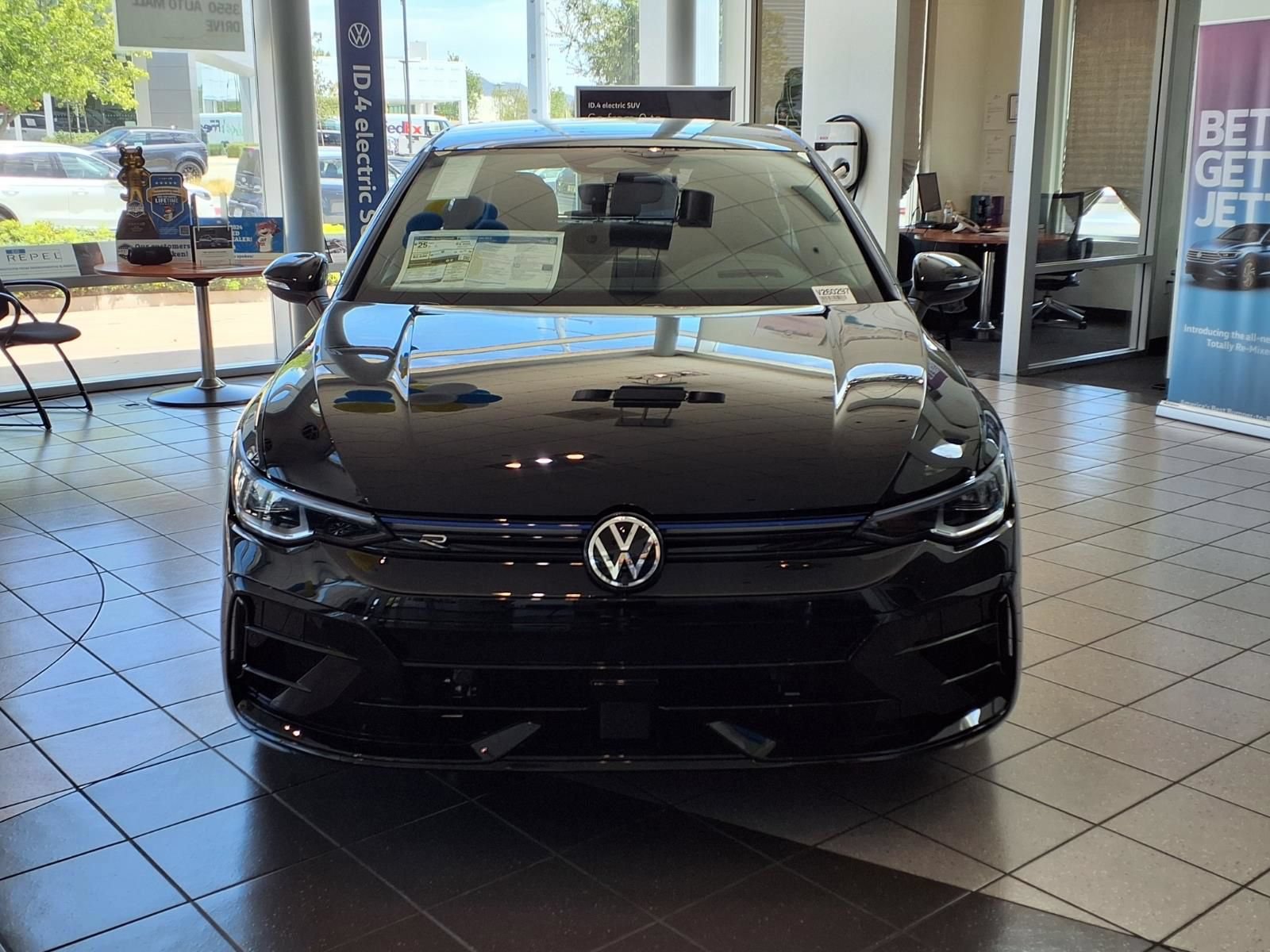 New 2026 Volkswagen Golf AWD/4WD image 2