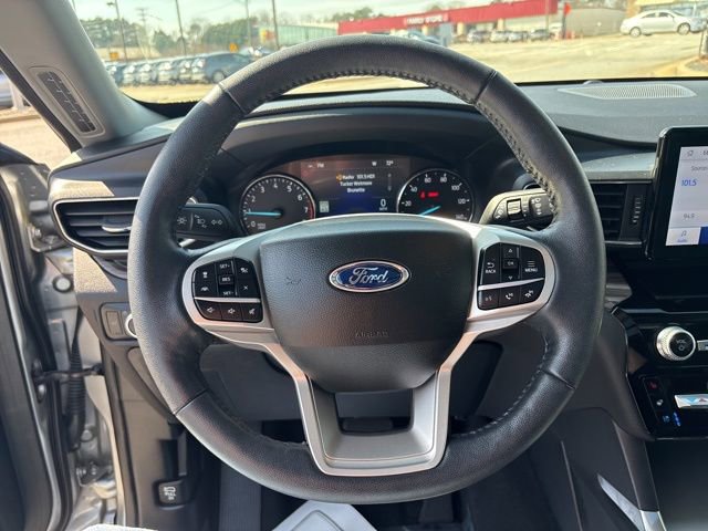 Used 2022 Ford Explorer Limited w/ Equipment Group 301A image 14