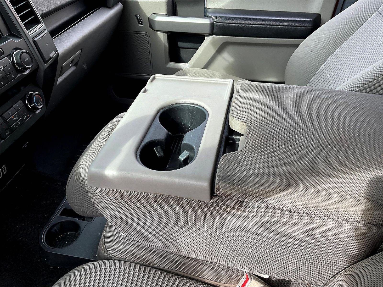 Used 2019 Ford F150 4x4 SuperCrew image 19