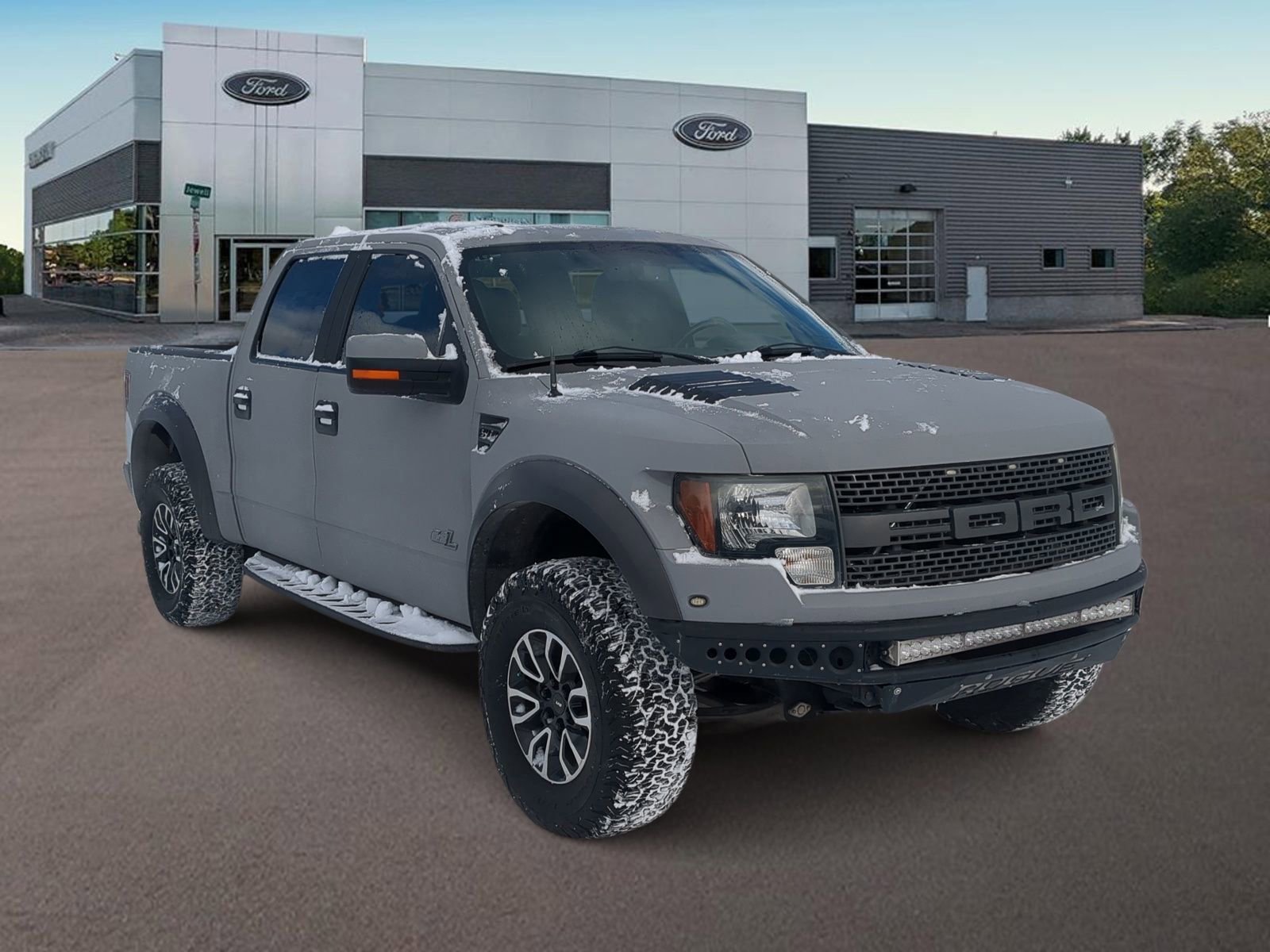 Used 2014 Ford F150 Raptor image 2