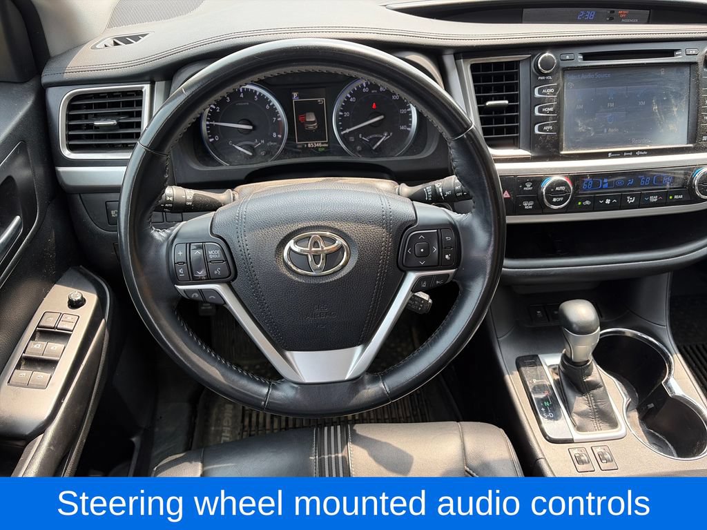 Used 2018 Toyota Highlander SE AWD/4WD image 14