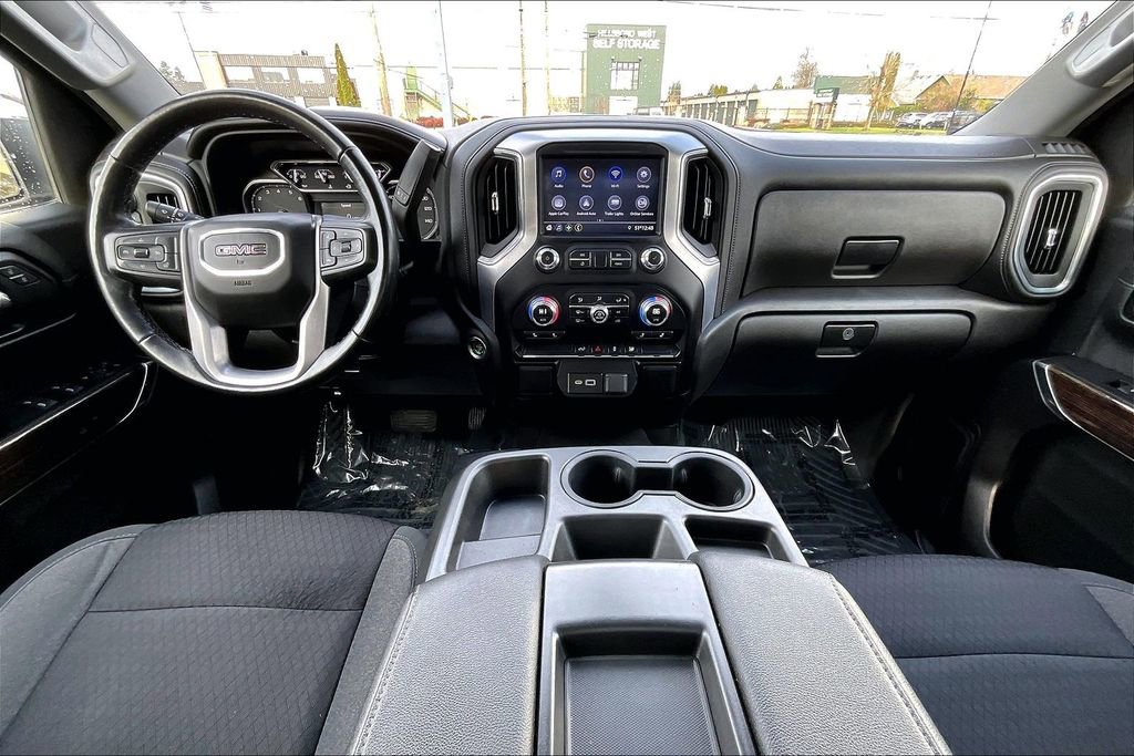 Used 2022 GMC Sierra 1500 SLE image 17