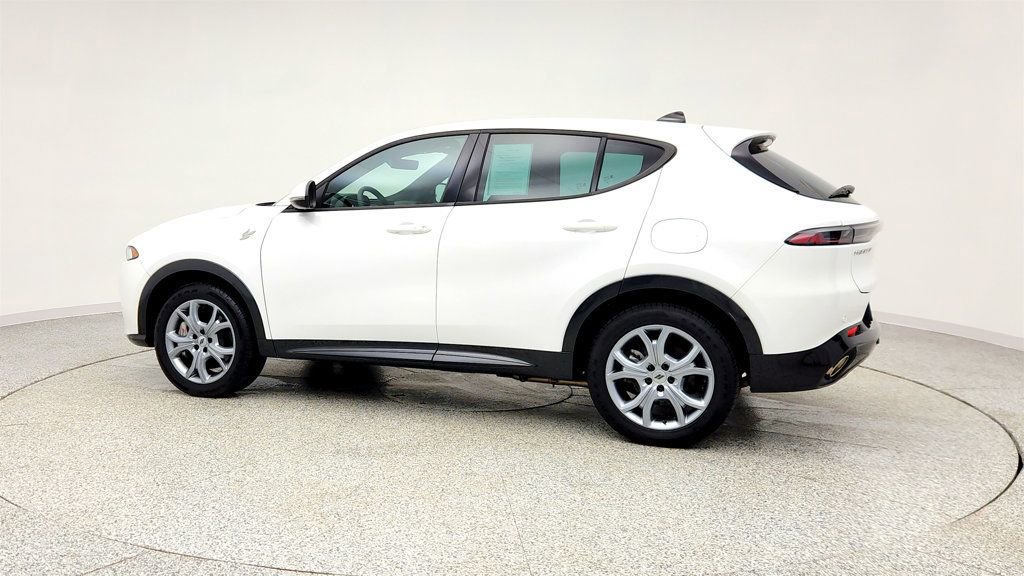 Used 2024 Dodge Hornet R/T image 8