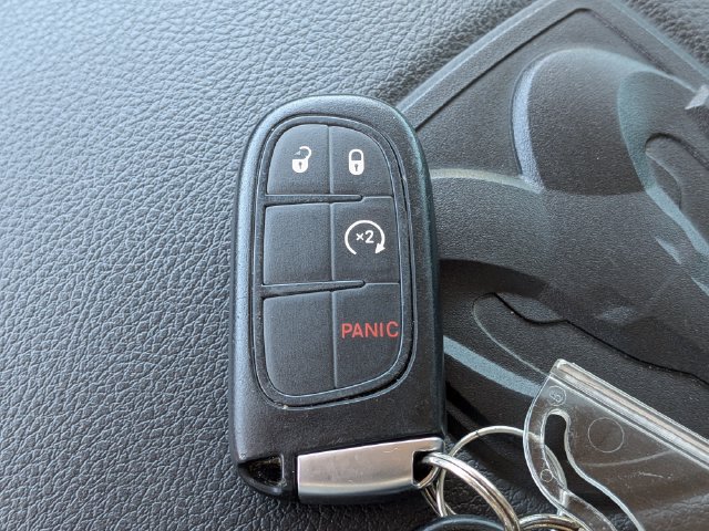Used 2015 RAM 1500 Laramie w/ Convenience Group AWD/4WD image 37