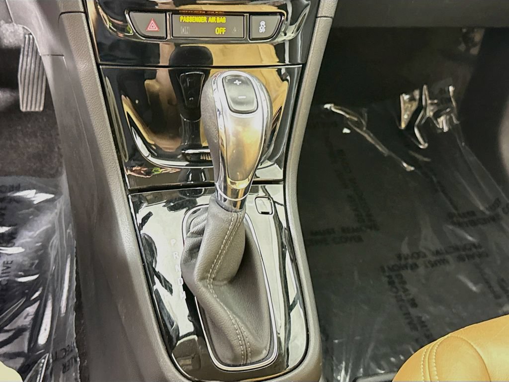 Used 2019 Buick Encore Sport Touring w/ Safety Package AWD/4WD image 10