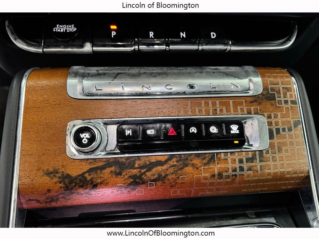 Certified 2025 Lincoln Aviator Black Label image 45